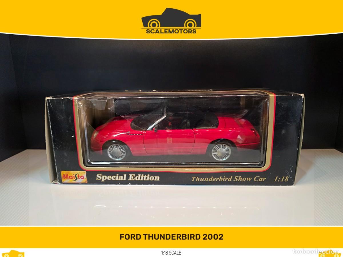 Coches a escala: 1:18 Ford Thunderbird 2002 - Foto 8