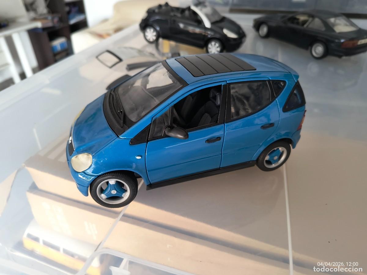 Coches a escala: Maisto Special Edition 1997 Mercedes Benz A-class azul 1:18
