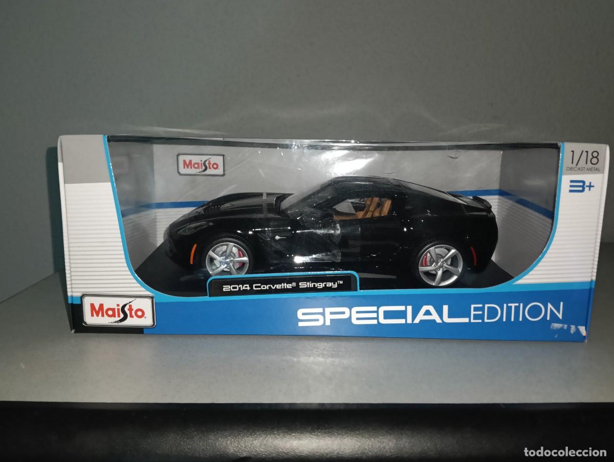 Coches a escala: r&eacute;plica a escala 1/18 de un Chevrolet Corvette Stingray 2014, fabricado por Maisto bajo su l&iacute;nea &rdquo;Sp