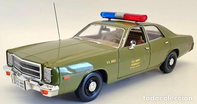 Coches a escala: Plymouth Fury US Army Equipo A 1977 escala 1/18 de Greenlight