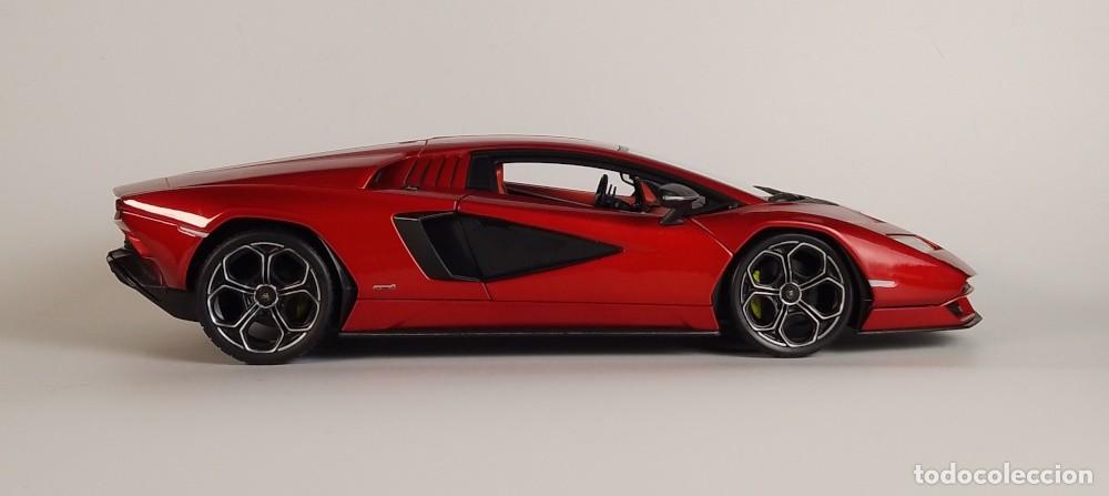 Coches a escala: LAMBORGHINI COUNTACH LP800-4 2022 - Foto 7