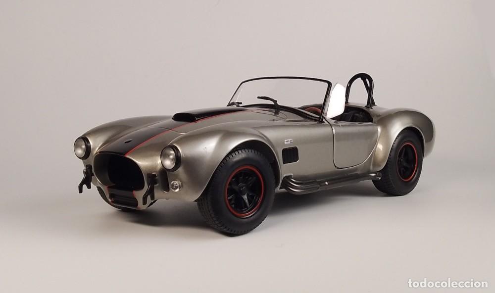 Auto in scala: Shelby Cobra Mk II 427 S/C 1965