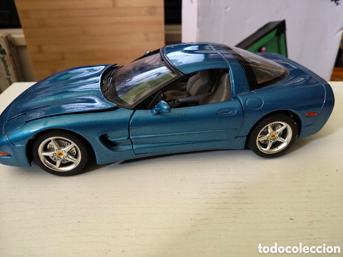 Coches a escala: Bburago 1/18 Chevrolet Corvette C5 de 1997