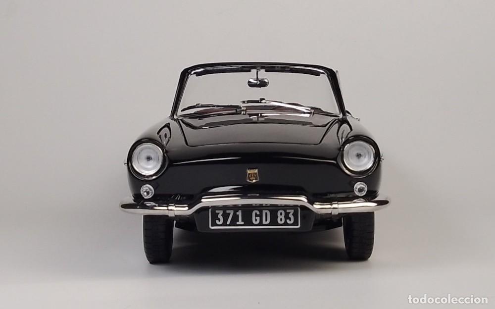 Coches a escala: Renault Floride 1961 - Foto 9