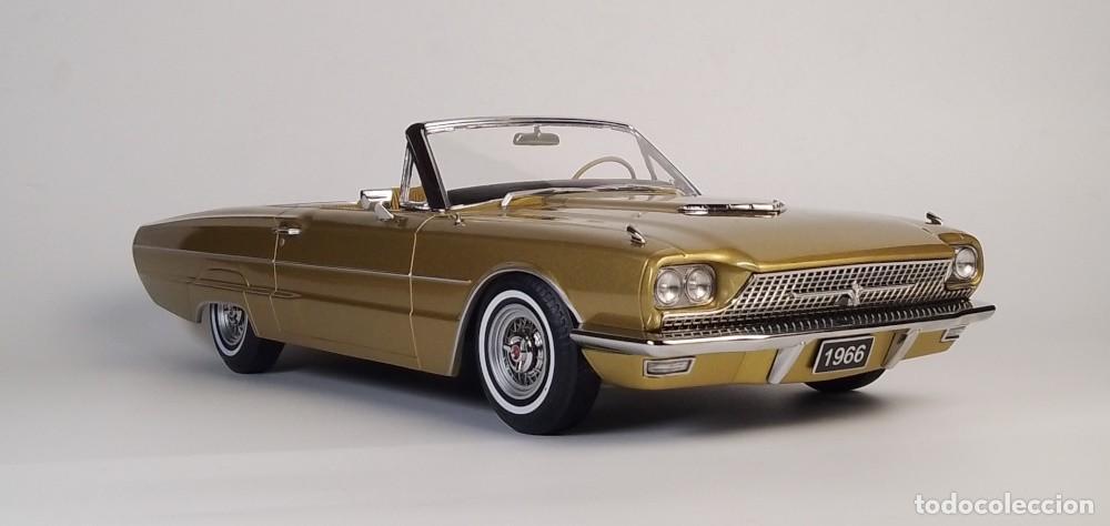 Coches a escala: Ford Thunderbird Convertible 1966 - Foto 8