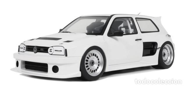Auto in scala: Volkswagen Golf III Khyzyl Saleem 2024 escala 1/18 de Otto Mobile