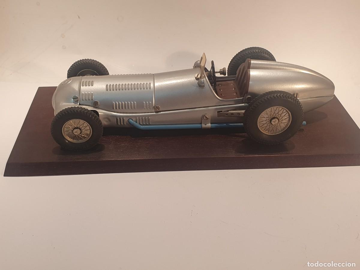 Coches a escala: Marklin M1097 Mercedes Benz Silverpfeil W154