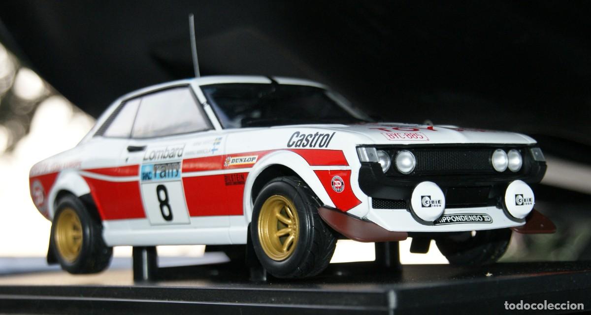 Model Cars: Toyota Celica 2000 GT (RA21) #8, RAC Rally 1977 Mikkola/Hertz ESCALA 1/18 DE IXO EN SU CAJA