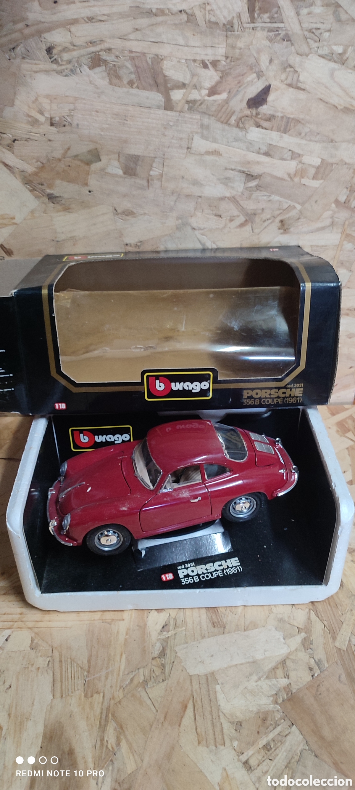 Coches a escala: Porsche 356B Coup&eacute; de 1961 a escala de Burago en su caja. Leer bien