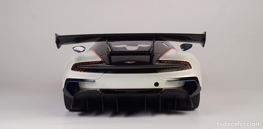 Coches a escala: Aston Martin Vulcan 2015 - Foto 5