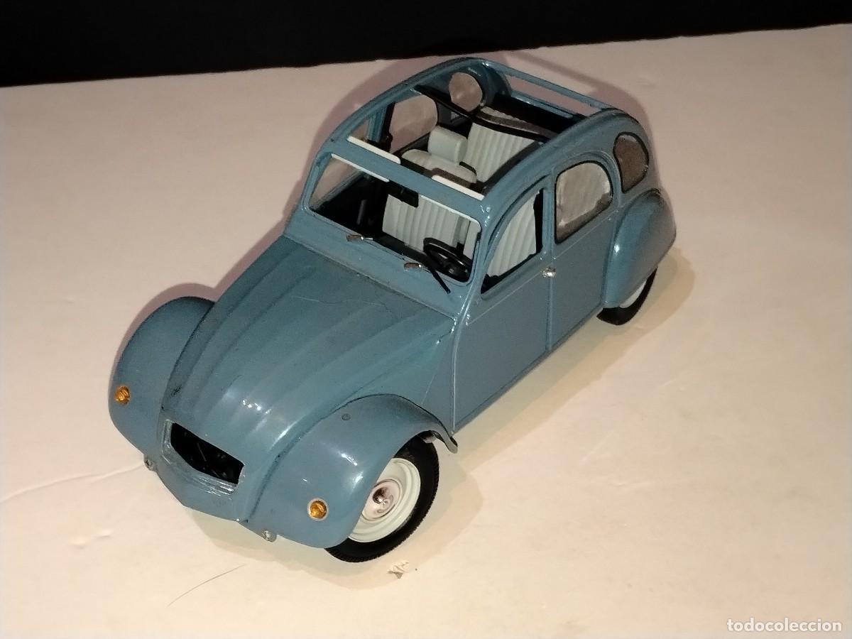 Coches a escala: CITROEN 2CV 1983 MINICHAMPS ESCALA PREMIUM 1/18 FIRMA ALEMANA (DESCATALOGADO MINICAR) AZUL LAGUNA