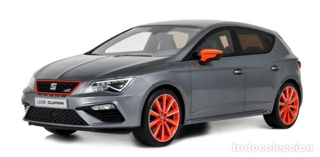 Coches a escala: Seat Le&oacute;n Cupra Performance Pack 2018 escala 1/18 de Otto Mobile