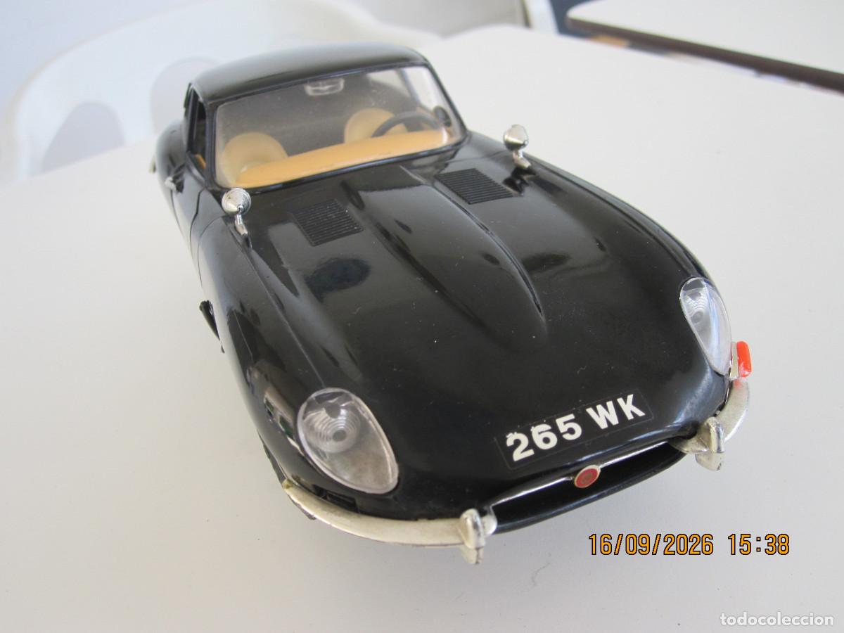 Coches a escala: jaguar &rdquo;E&rdquo; de 1961 de Burago Escala 1/18 made in italia