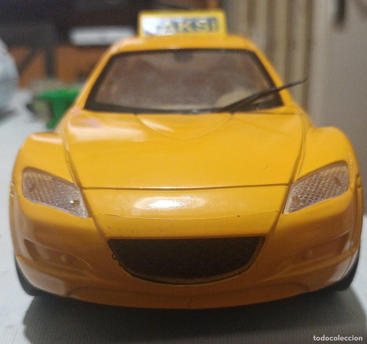 Coches a escala: MAZDA RX8 DE PLASTICO A PILAS JING XING DA 1:18 APROX. 24 CMS.