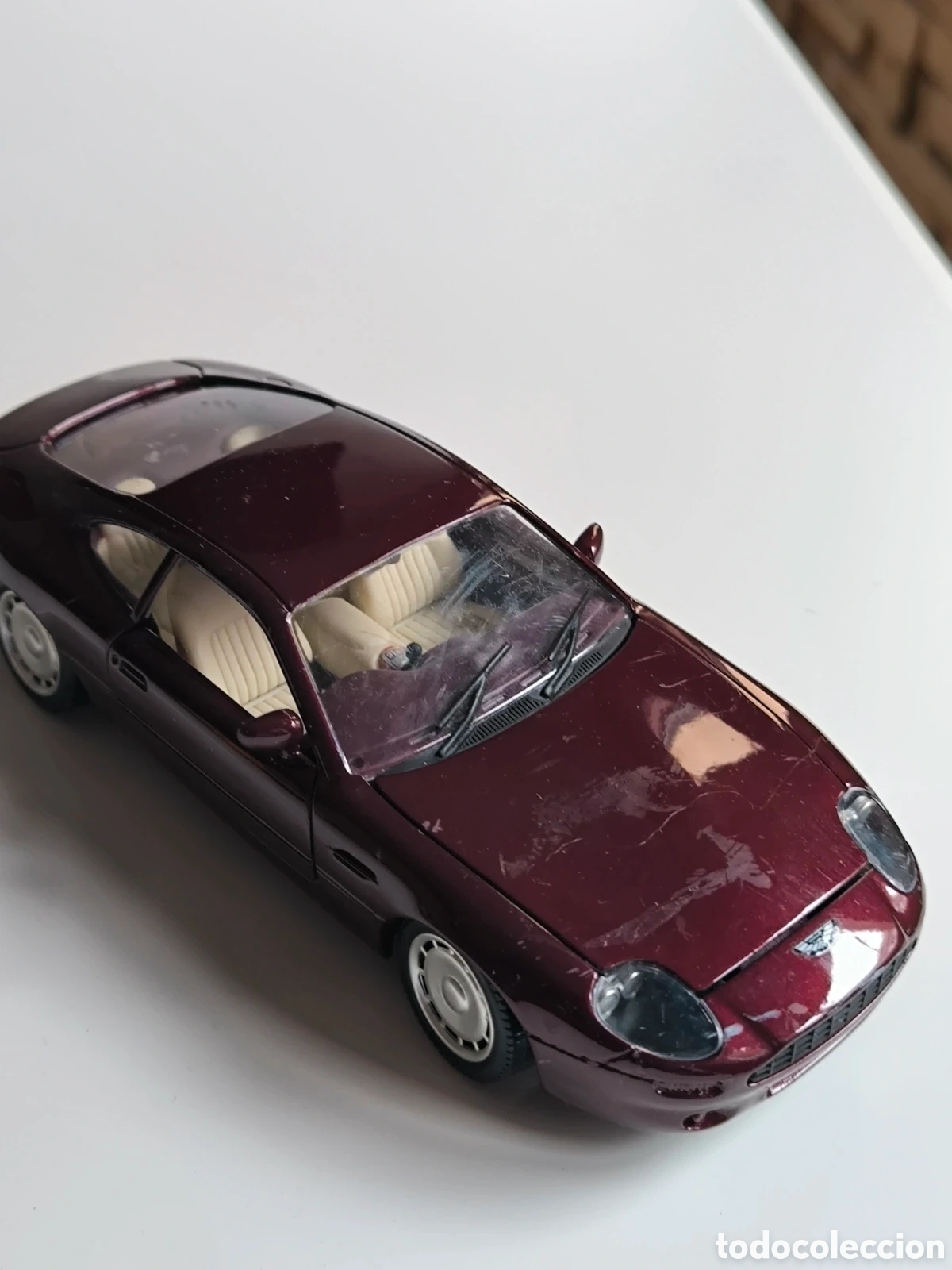 Model Cars: Aston Martin DB7 Coche a Escala bburago