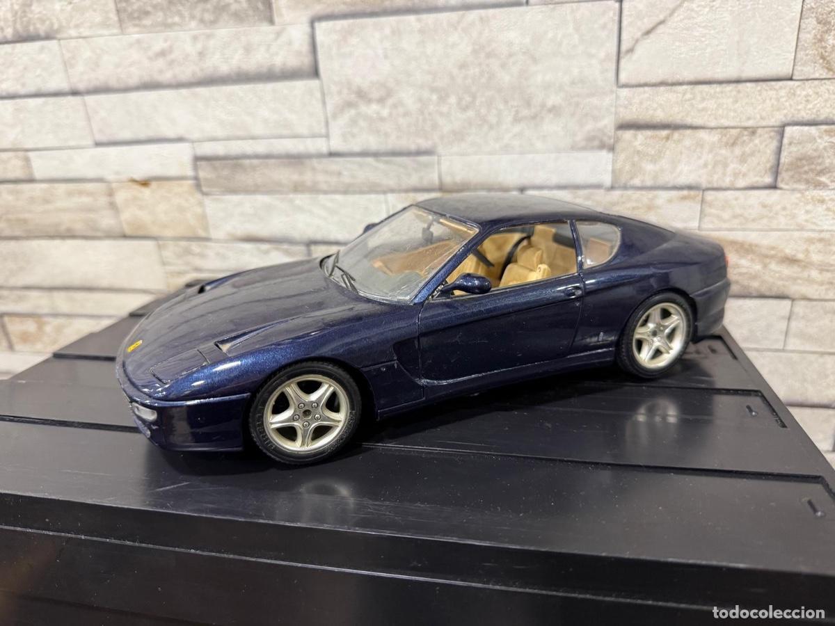 Coches a escala: Coche a escala 1/18 burago