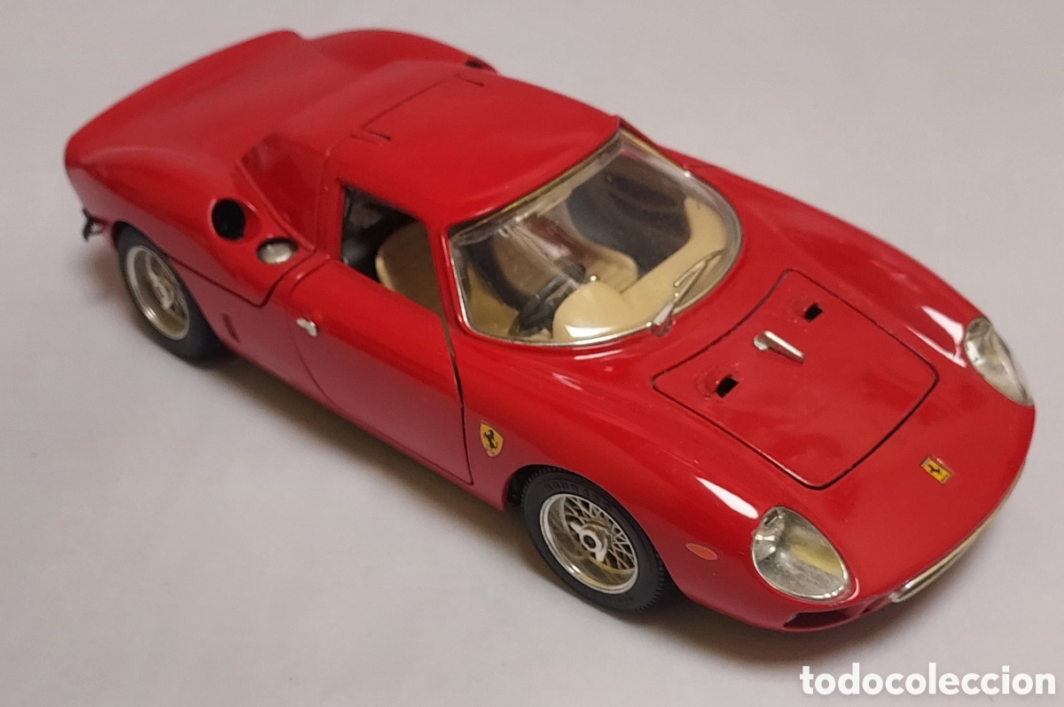 Coches a escala: Ferrari 250 Le Mans 1965 1/18 Bburago