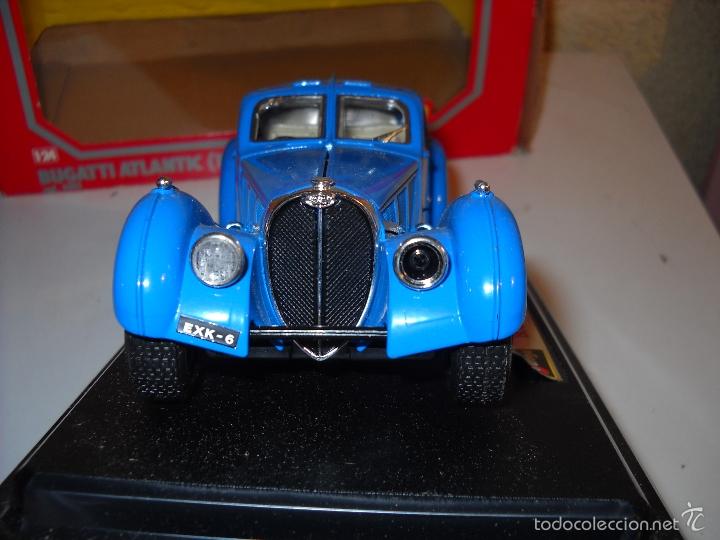 Coches a escala: Bugatti Atlantic (1936) de Bburago - Foto 3