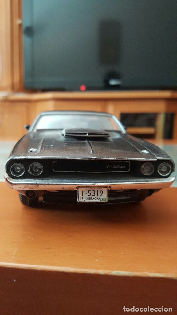 Coches a escala: DODGE CHALLENGER 1/24 - Foto 4