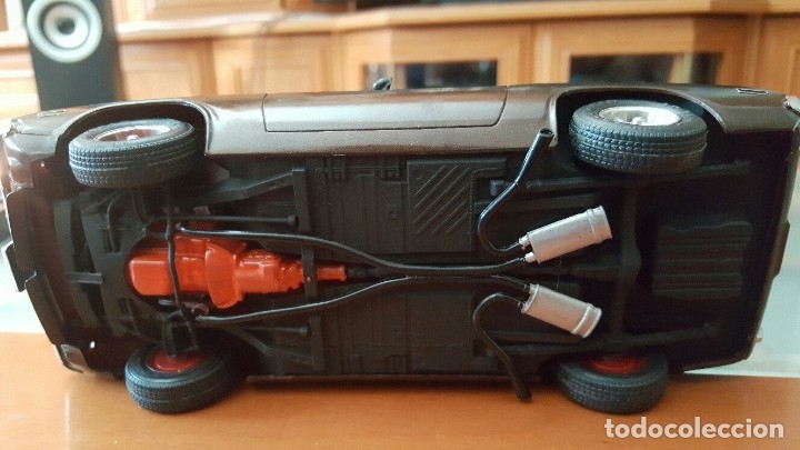 Coches a escala: DODGE CHALLENGER 1/24 - Foto 5
