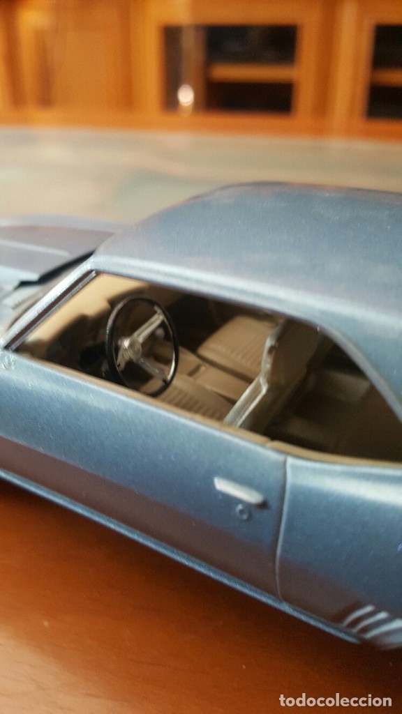 Coches a escala: CHEVROLET CAMARO 1/24 - Foto 6