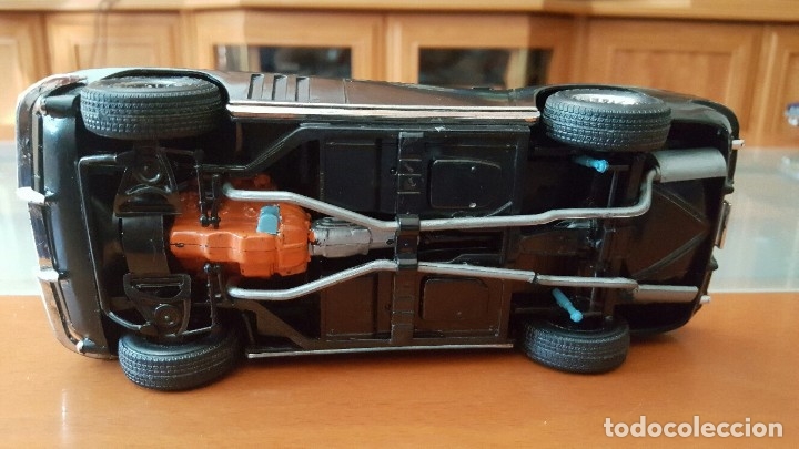 Coches a escala: CHEVROLET CORVETTE 1/25 - Foto 4