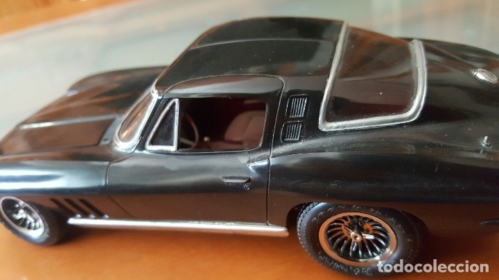 Coches a escala: CHEVROLET CORVETTE 1/25 - Foto 6