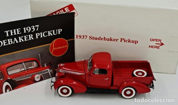 Coches a escala: Danbury Mint - 1:24 - Pick up Studebaker de 1937 - Foto 6