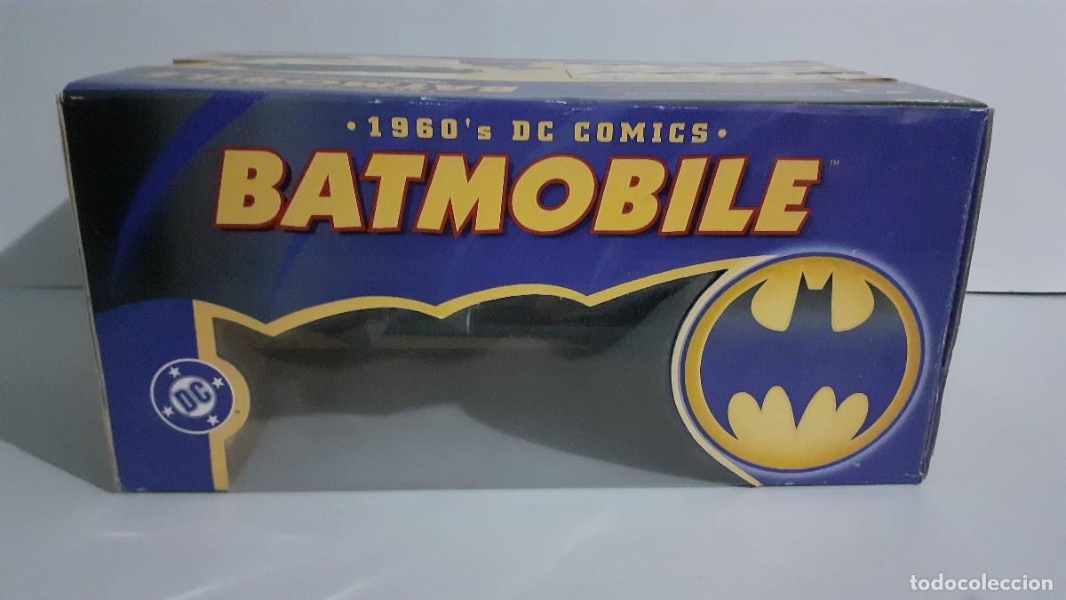 Coches a escala: Corgi Batmobile modelo de 1960. DC comics. - Foto 3