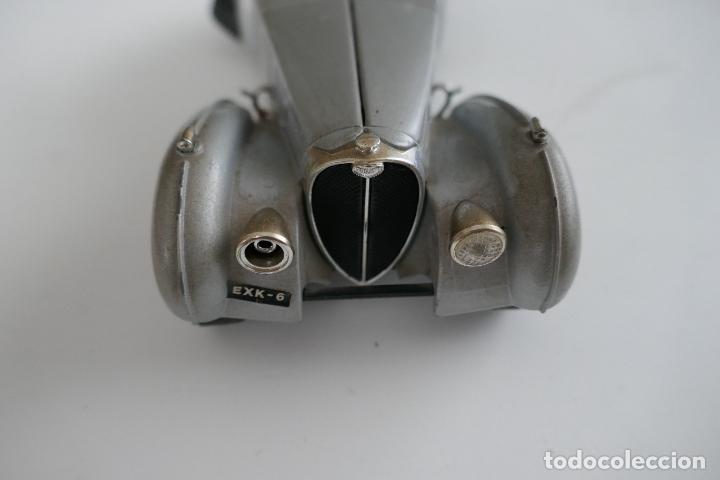Coches a escala: BURAGO BUGATTI ATLANTIC 1936 - Foto 3