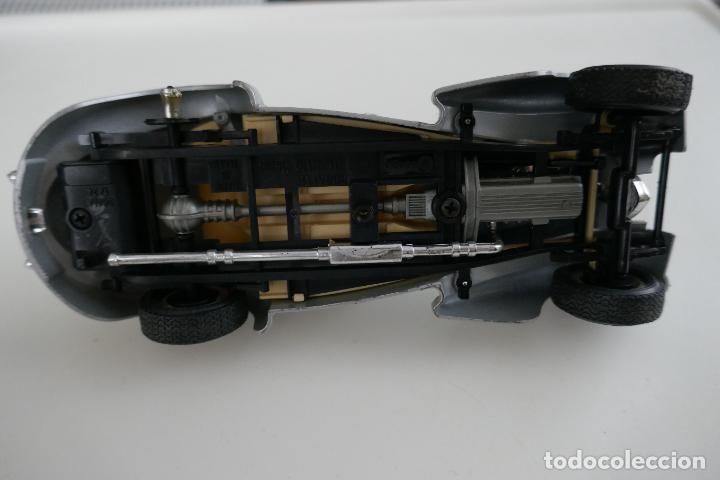 Coches a escala: BURAGO BUGATTI ATLANTIC 1936 - Foto 9