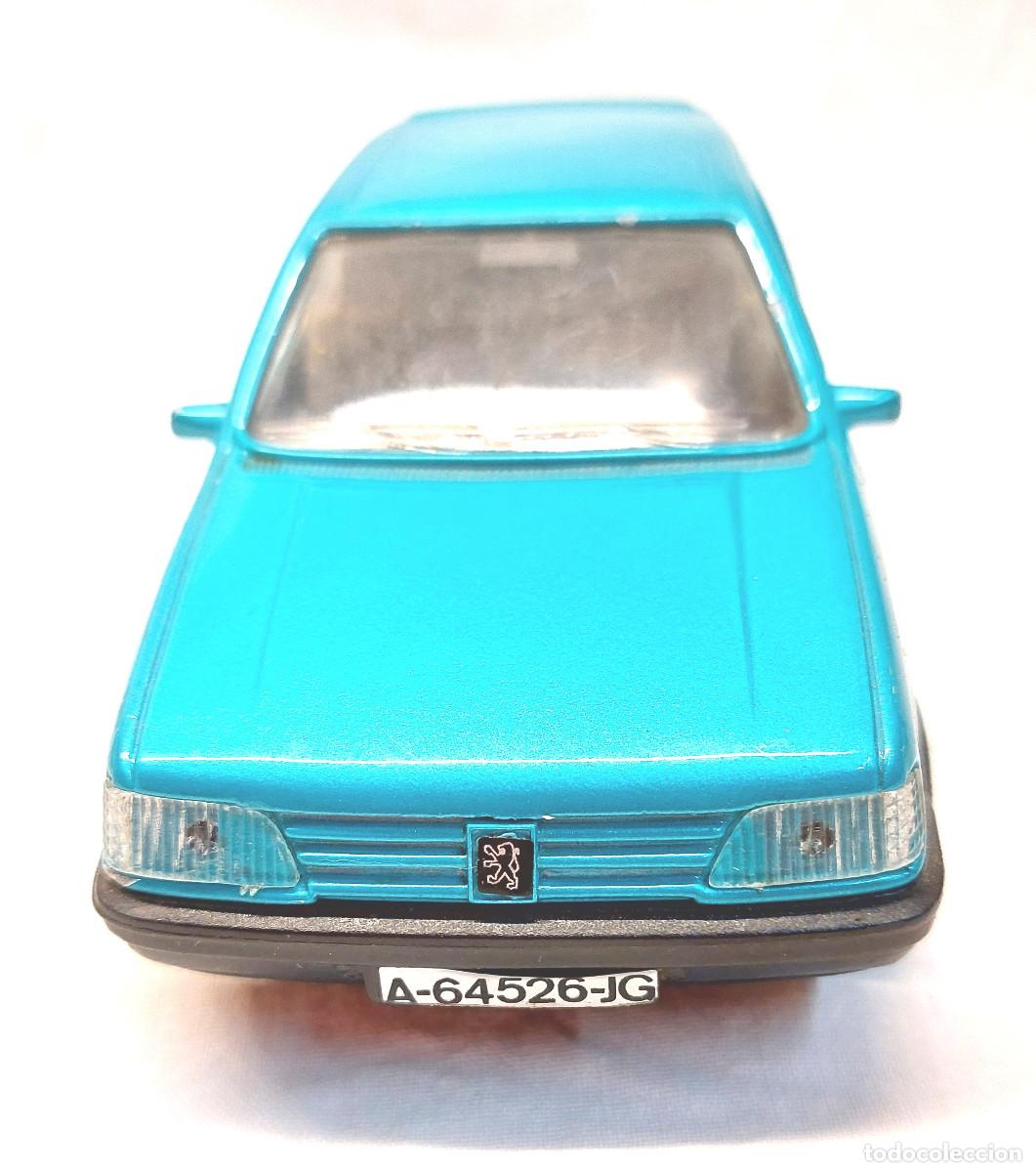 Miniature Guiloy SB – Peugeot 205 GT Rouge – Échelle 1/24 – Bon état