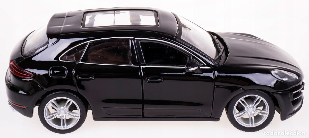 Coches a escala: &rdquo;Porsche Macan&rdquo; Diecast Model Scale 1/24 - Foto 6