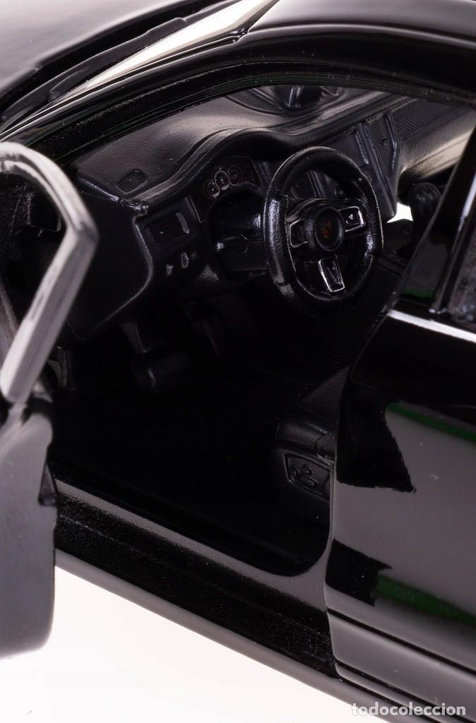 Coches a escala: &rdquo;Porsche Macan&rdquo; Diecast Model Scale 1/24 - Foto 12