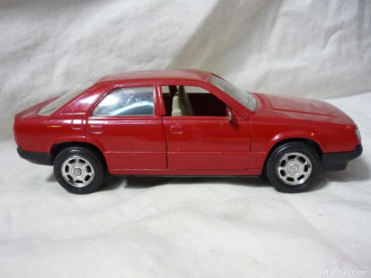 Coches a escala: Renault R-25 de Guiloy - Foto 3