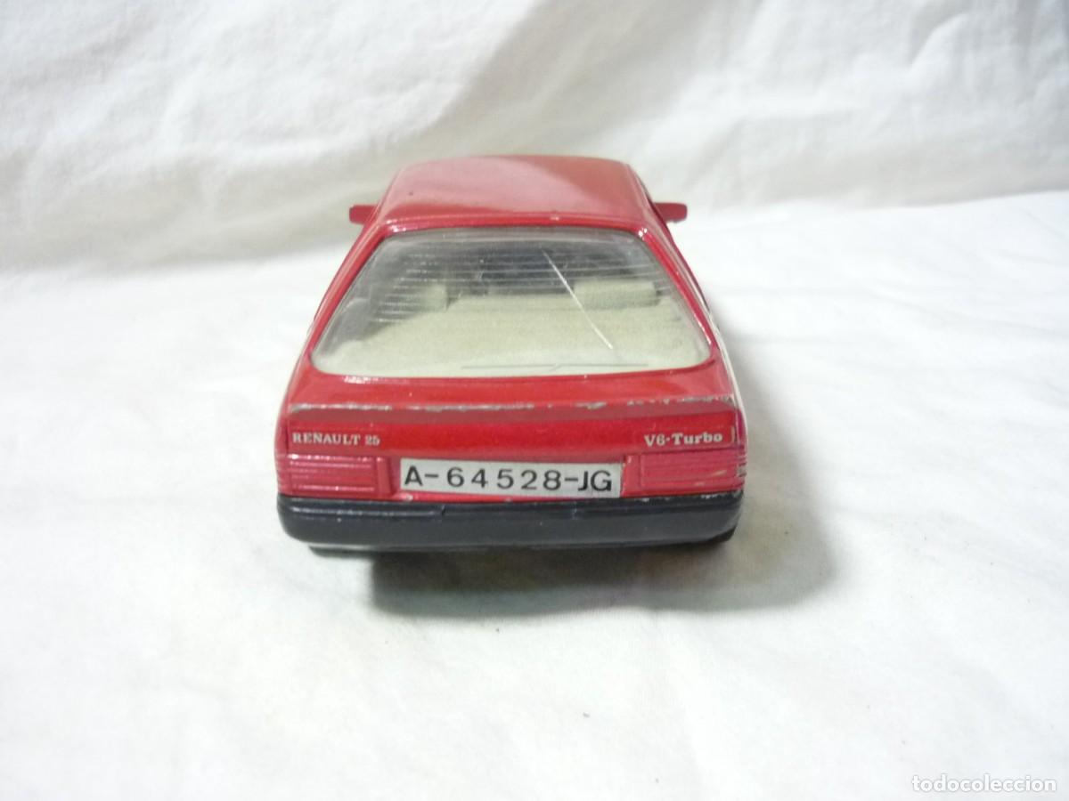 Coches a escala: Renault R-25 de Guiloy - Foto 4
