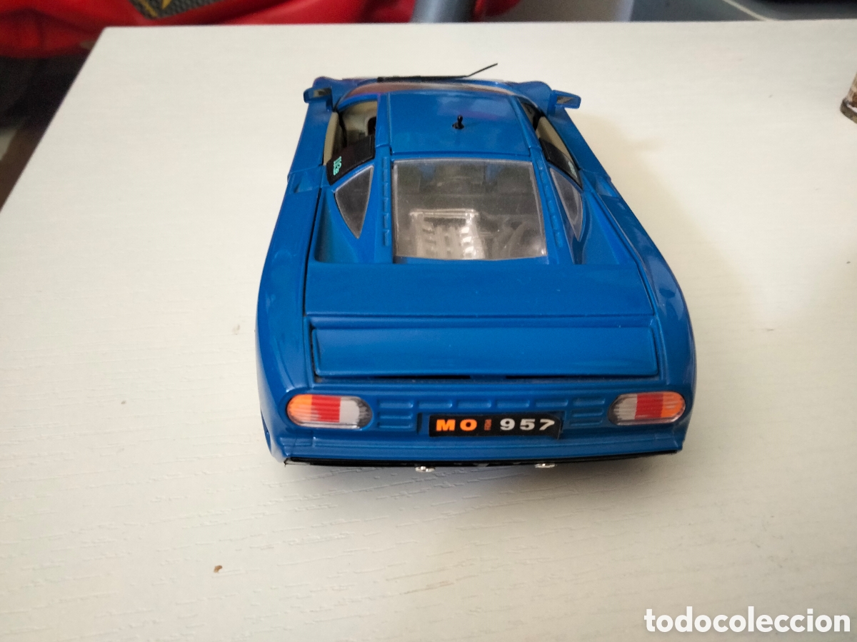 Coches a escala: Bburago 1/24 Bugatti EB 110 - Foto 4