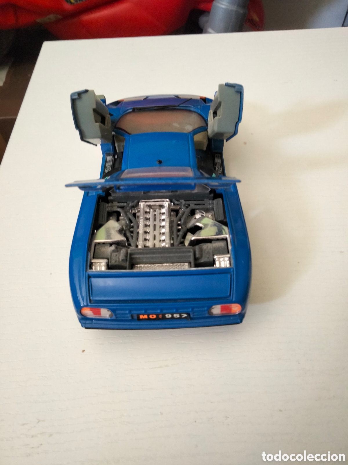 Coches a escala: Bburago 1/24 Bugatti EB 110 - Foto 7