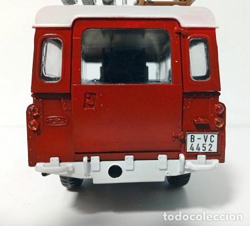 Coches a escala: Vehiculo de bomberos de Barcelona - Foto 3