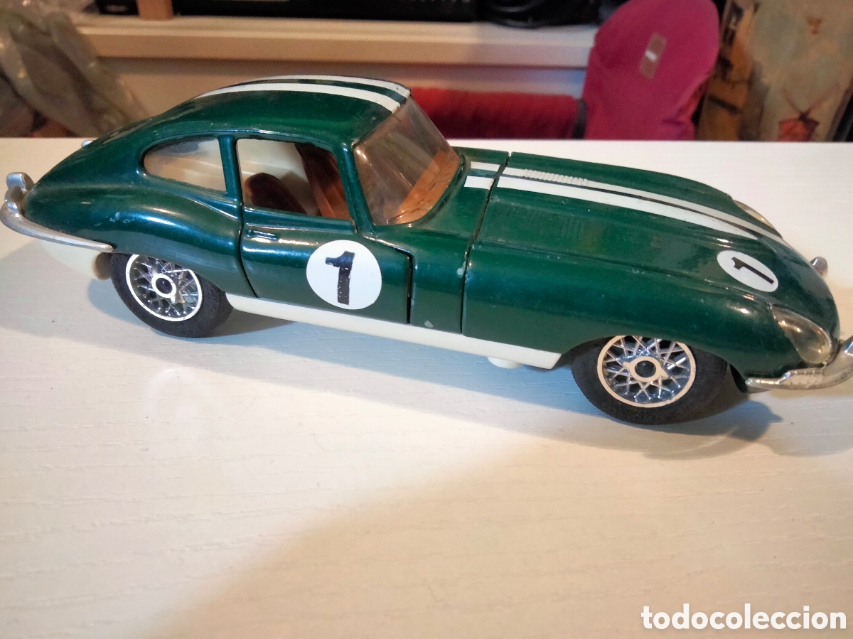Coches a escala: Majorette 1/24 Jaguar-E - Foto 2