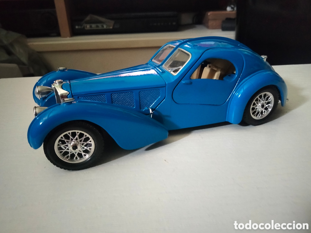 Coches a escala: Bburago 1/24 Bugatti Atlantic 1936 - Foto 1