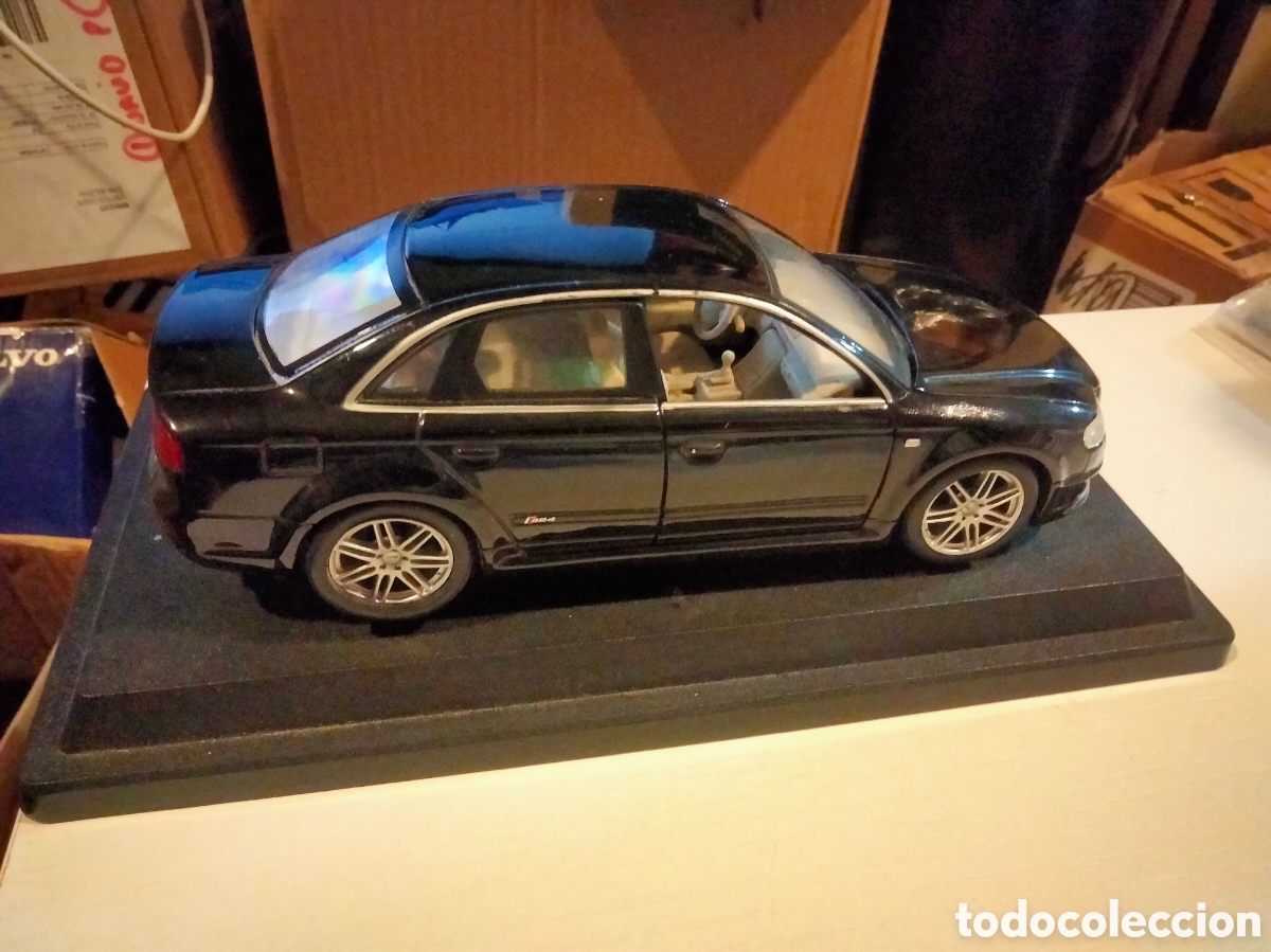 Coches a escala: Bburago 1/24 Audi RS4 - Foto 2