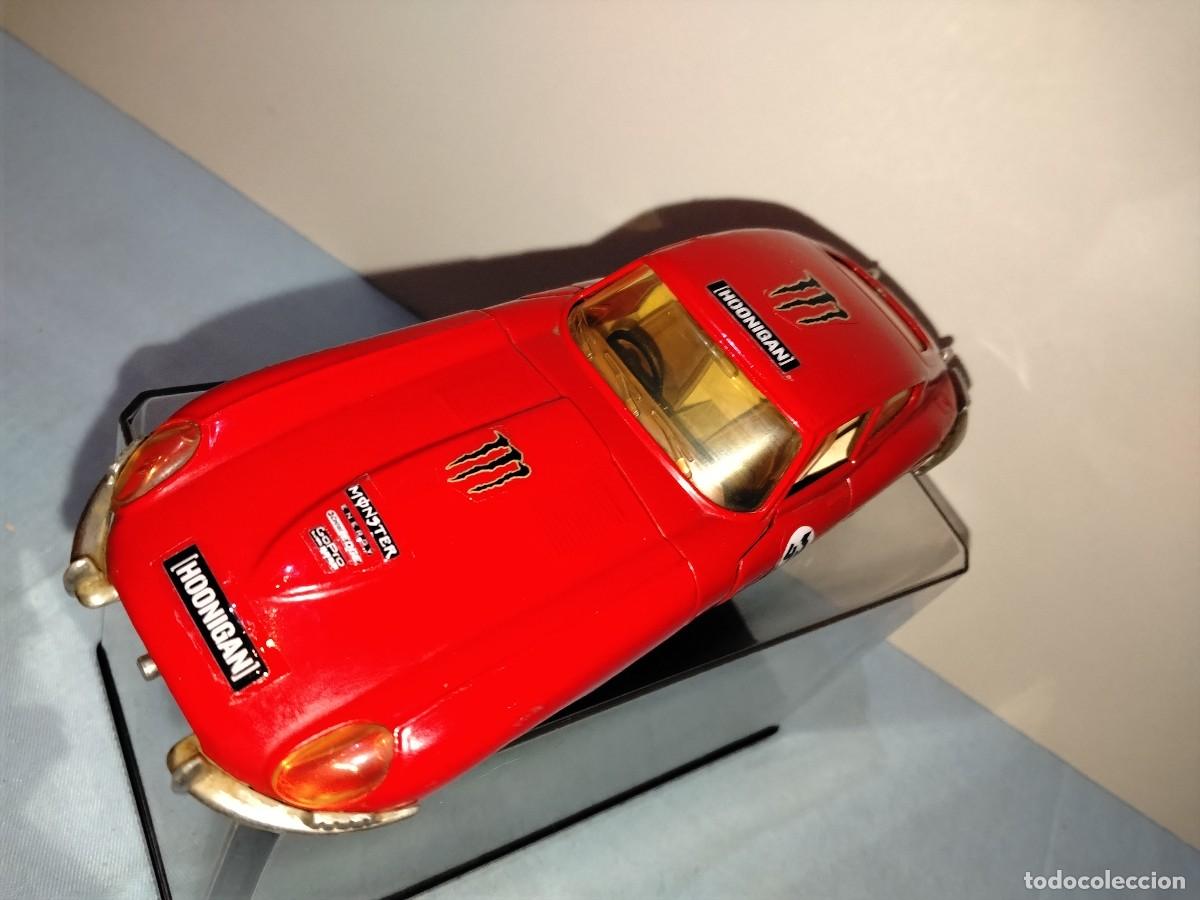Coches a escala: JAGUAR_E DE MAJORETTE 1/24 - Foto 9