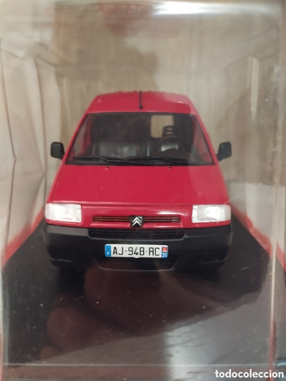 Coches a escala: CITRO&Euml;N JUMPY HACHETTE - Foto 3