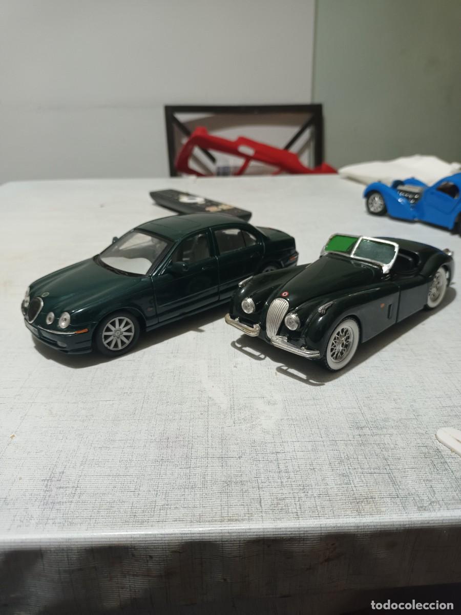 Coches a escala: JAGUAR XJ 120 BURAGO 1:24 ITALY Y JAGUAR S-TYPE 1:24 WELLY