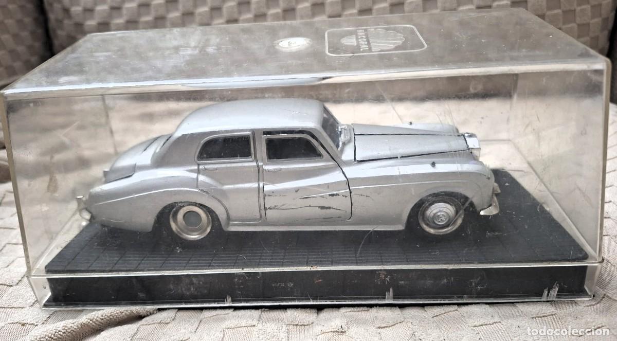 Carros em escala: NACORAL ROLLS ROYCE SILVER CLOUD III 1/24