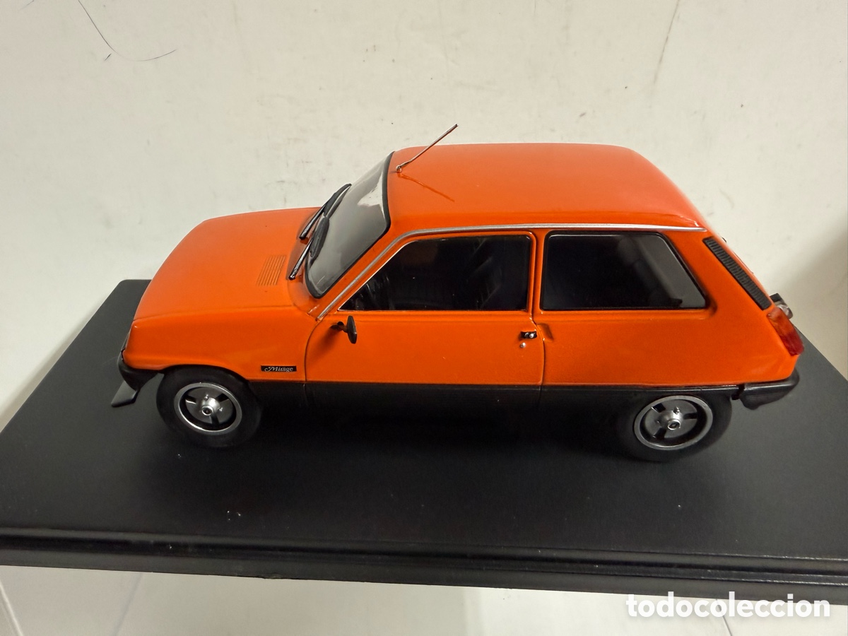Coches a escala: COCHE ESCALA 1'24-RENAULT-5 CON SU CRISTALINA-(&)