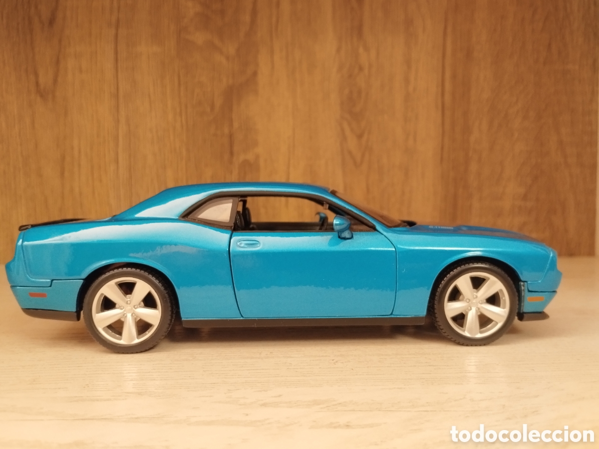 Coches a escala: DODGE CHALLENGER SRT 08 - Foto 3
