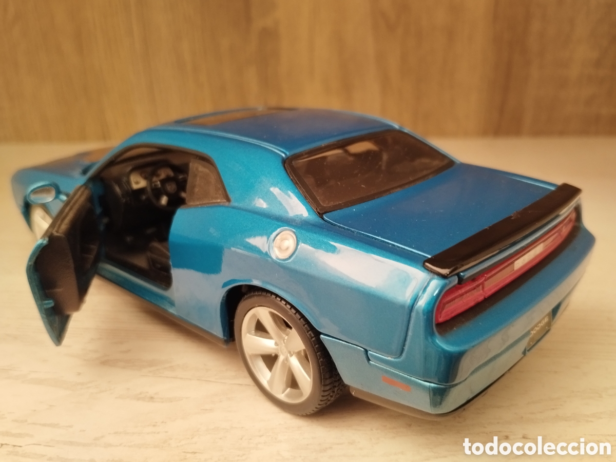 Coches a escala: DODGE CHALLENGER SRT 08 - Foto 5