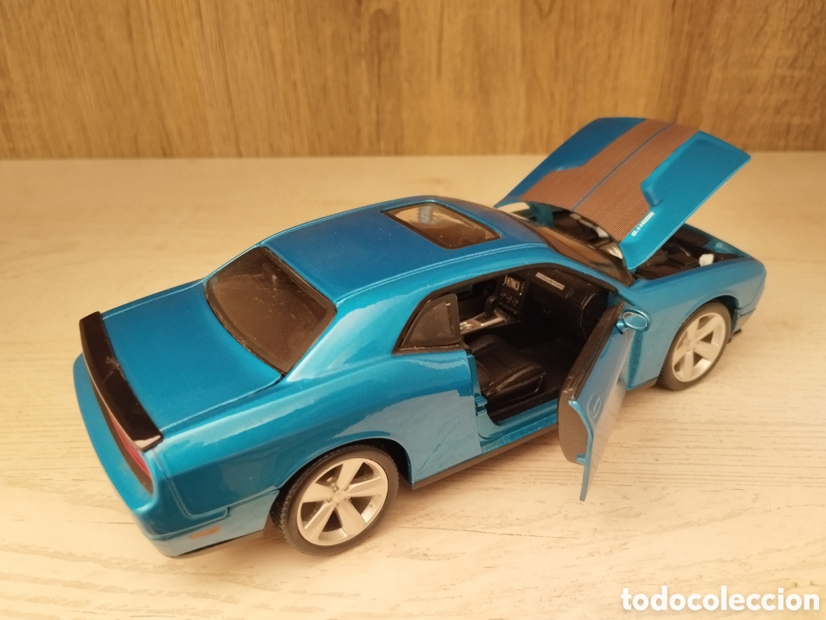 Coches a escala: DODGE CHALLENGER SRT 08 - Foto 8